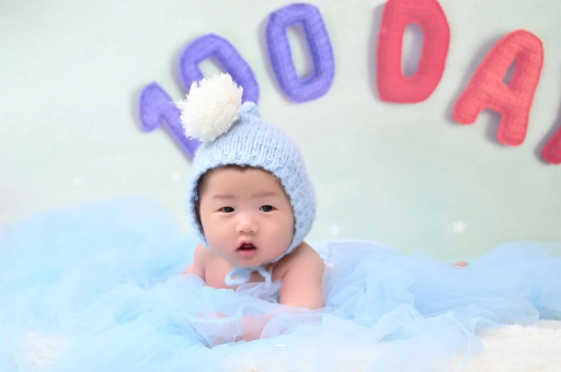 高安宝宝不哭不闹正常吗 高安宝宝不哭不闹正常吗